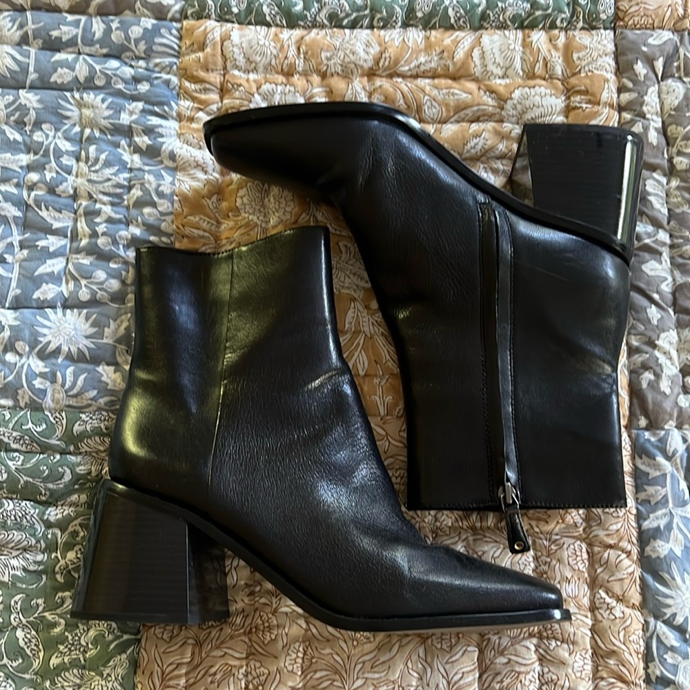 Sam Edelman Winnie boot size 10